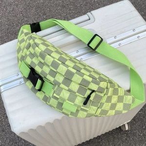 💙 Women’s Two Tone Checkered Release Buckle Decor Adjustable Strap Fanny Pack